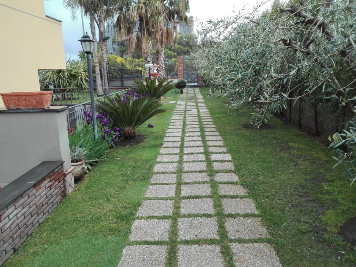B&B Villa Salome' San Pietro Clarenza 외부 사진